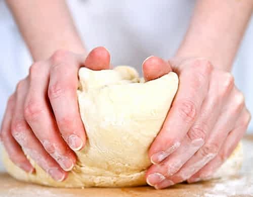 Bí quyết khắc phục bột làm bánh không nổi